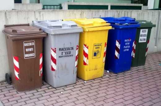 Torre del Greco, Sinistra Italiana: “Raccolta differenziata è un disastro, si distribuiscano le buste”