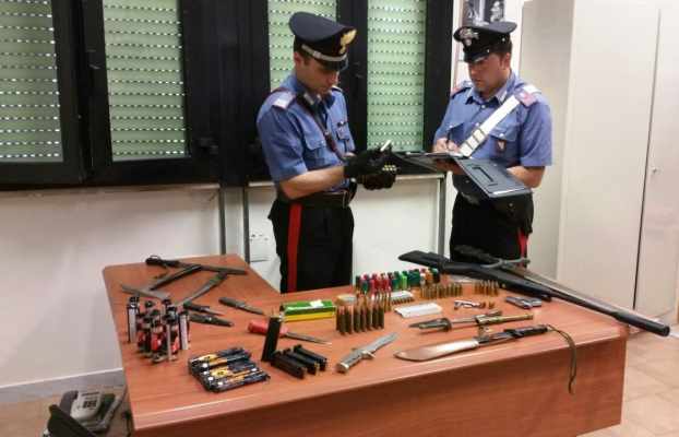 04.06.2015 - SEQUESTRO A CASA DI CARLO 'O PAZZO