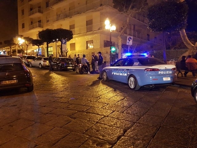 polizia torre annunziata