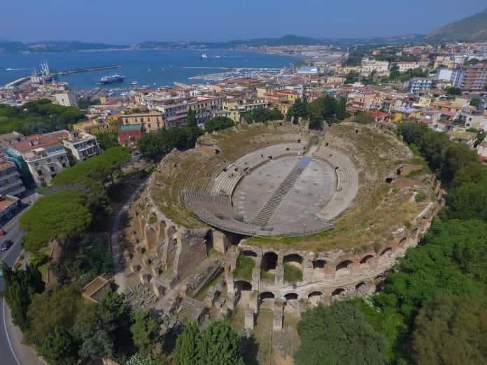 anfiteatro campi flegrei pozzuoli