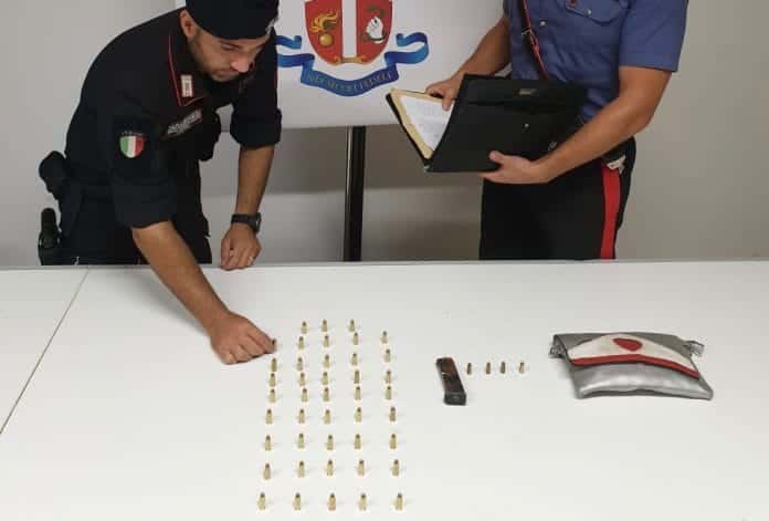 controlli dei carabinieri rione sanità