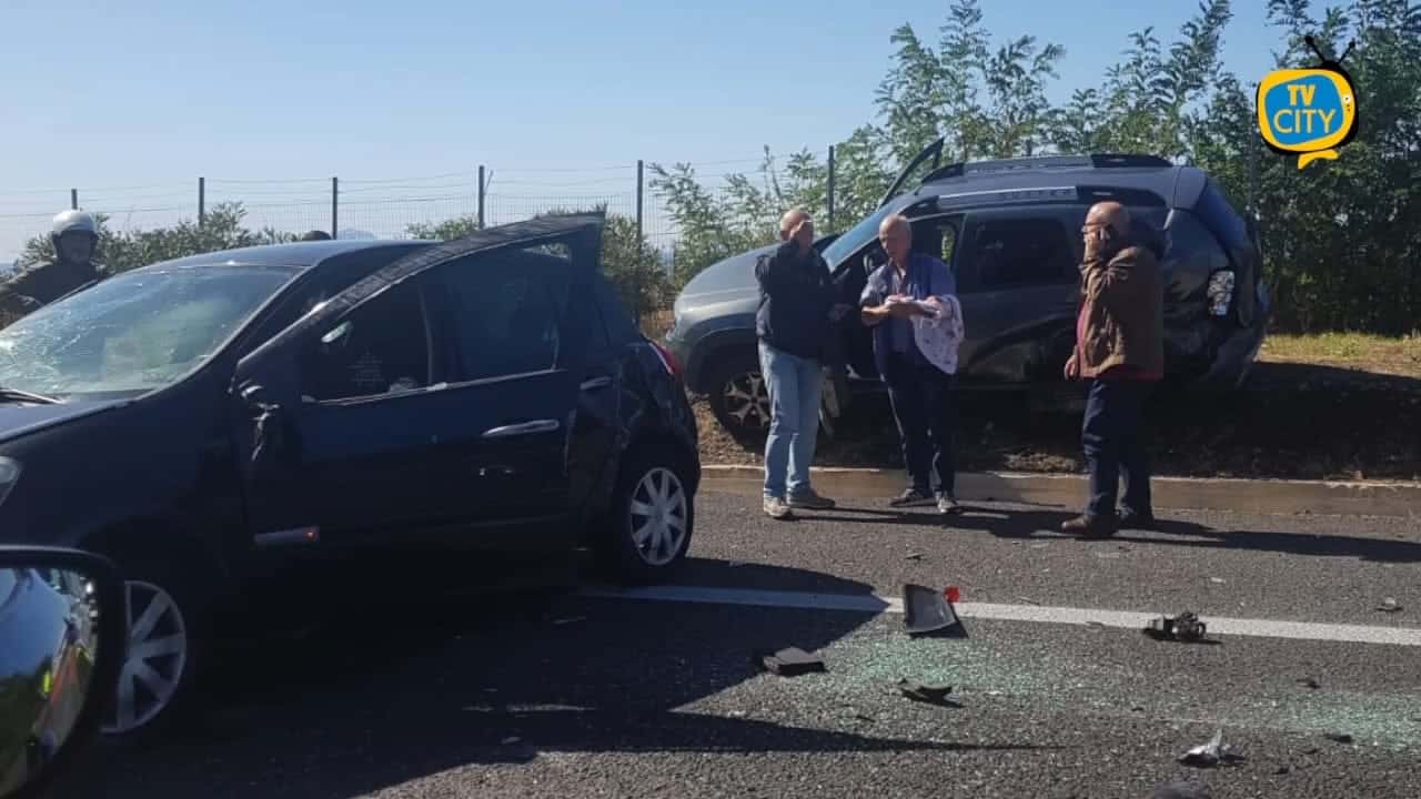 Incidente in autostrada tra Torre del Greco ed Ercolano,  traffico in tilt