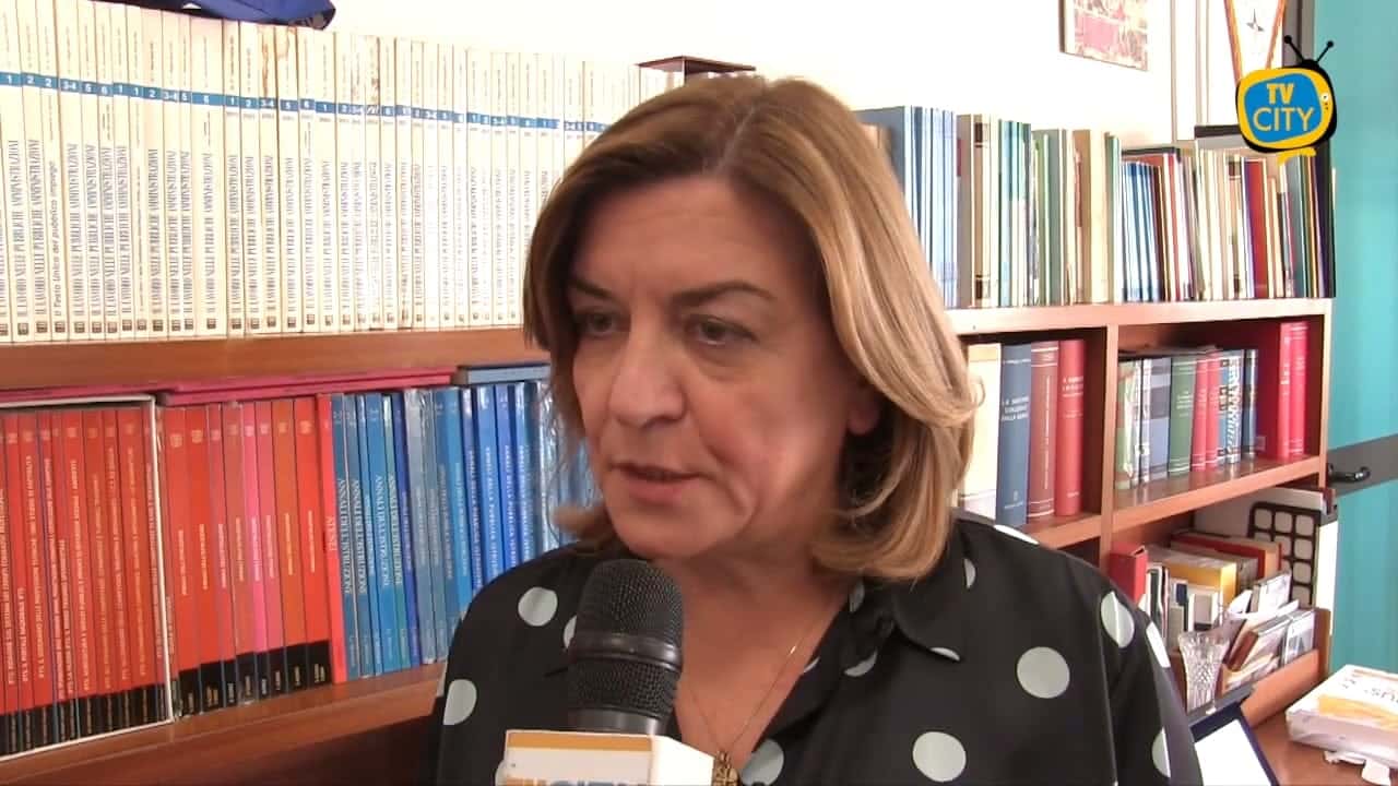 Torre del Greco, istituto nautico a rischio sfratto. La dirigente: “Si cerca una nuova sede”. Appello agli armatori