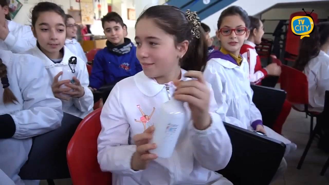 Plastic free, le borraccine di Gori nelle scuole di Somma Vesuviana – VIDEO