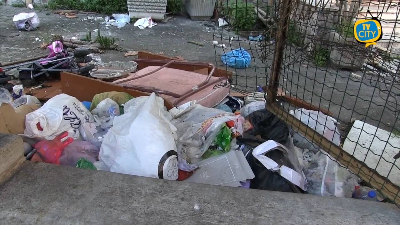 Sos rifiuti a Torre del Greco: da oggi al via i pattugliamenti di esercito, forestali e municipale