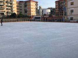 palaveliero pista di pattinaggio