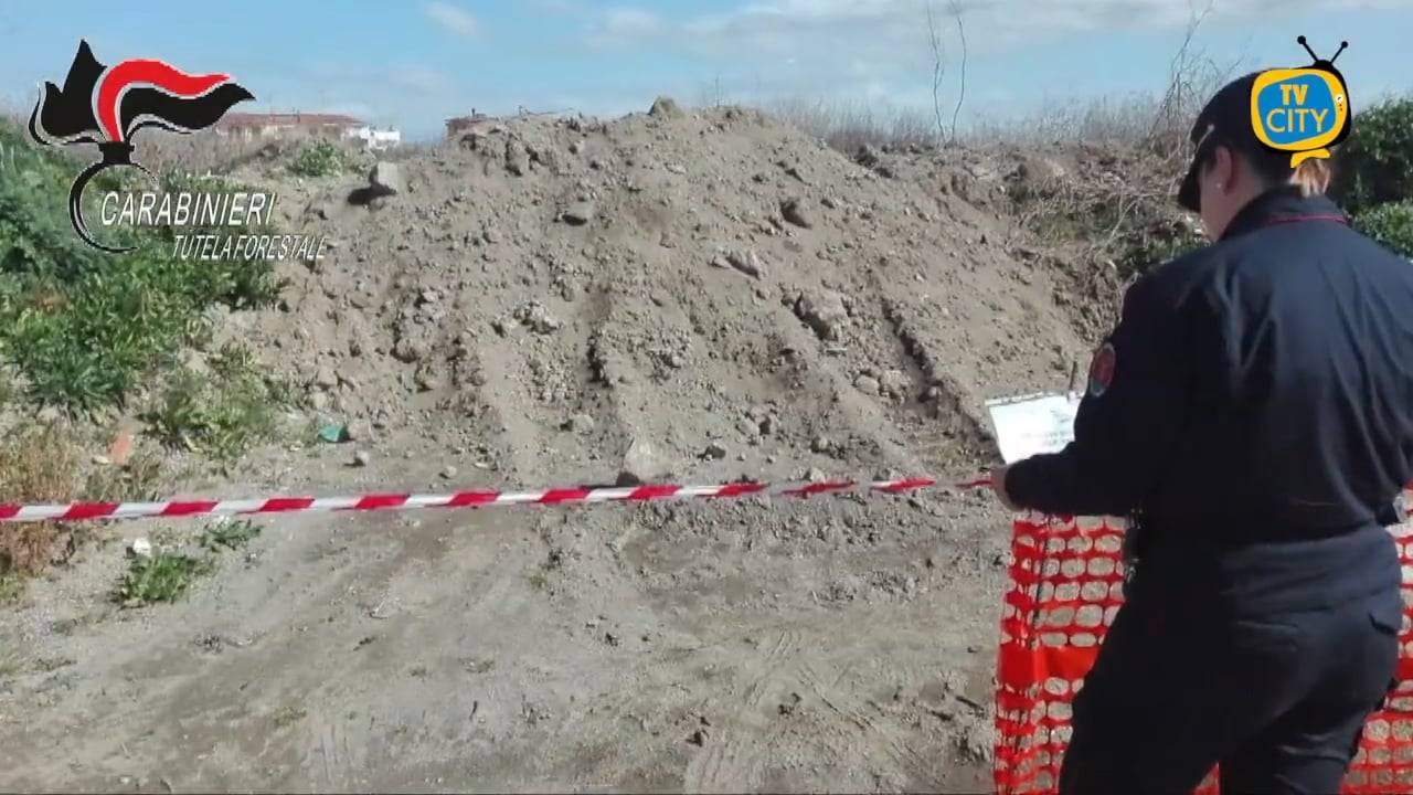 Sicurezza ambientale, a Pomigliano i carabinieri sequestrano una discarica abusiva di 35mila mq. – VIDEO