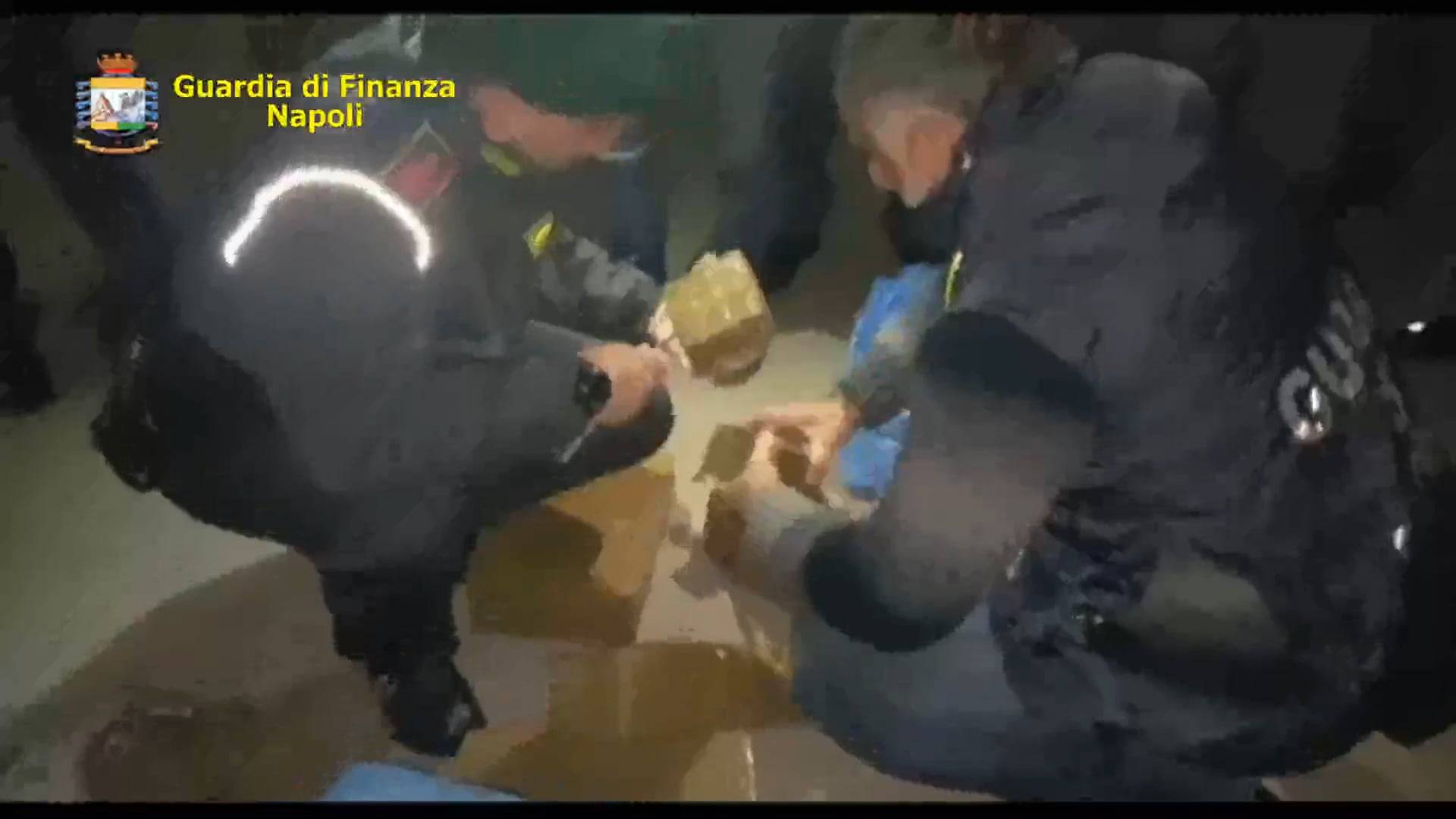 Guardia di finanza: arrestato in Ecuador narcotrafficante campano, era latitante dal 2018 – VIDEO