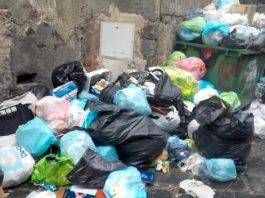 rifiuti via fiorillo