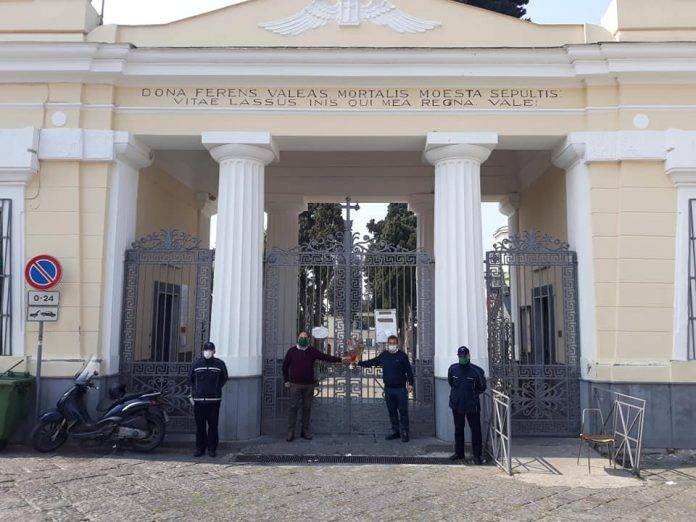 cimitero pasqua torre del greco