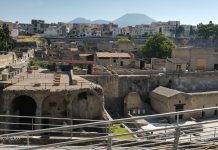 ercolano turista ruba sassi scavi