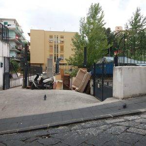 ingombranti torre del greco