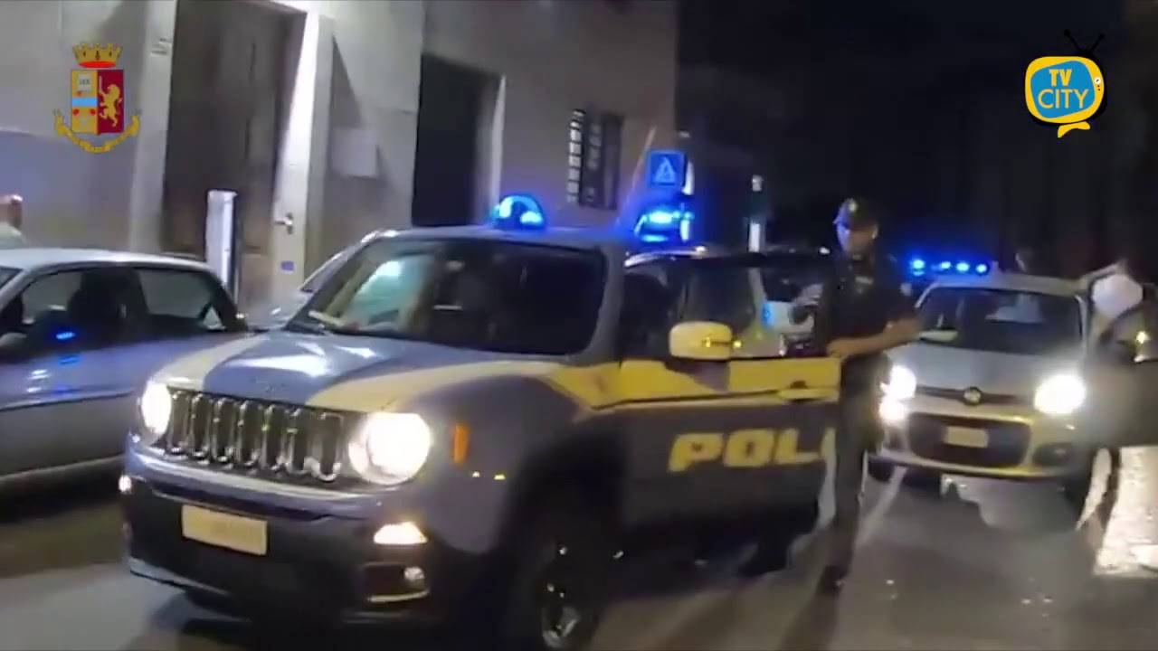 Napoli: 14 indagati per traffico internazionale e spaccio di sostanze stupefacenti