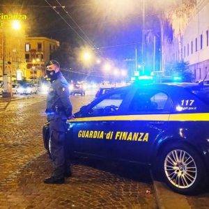 Napoli controlli finanza