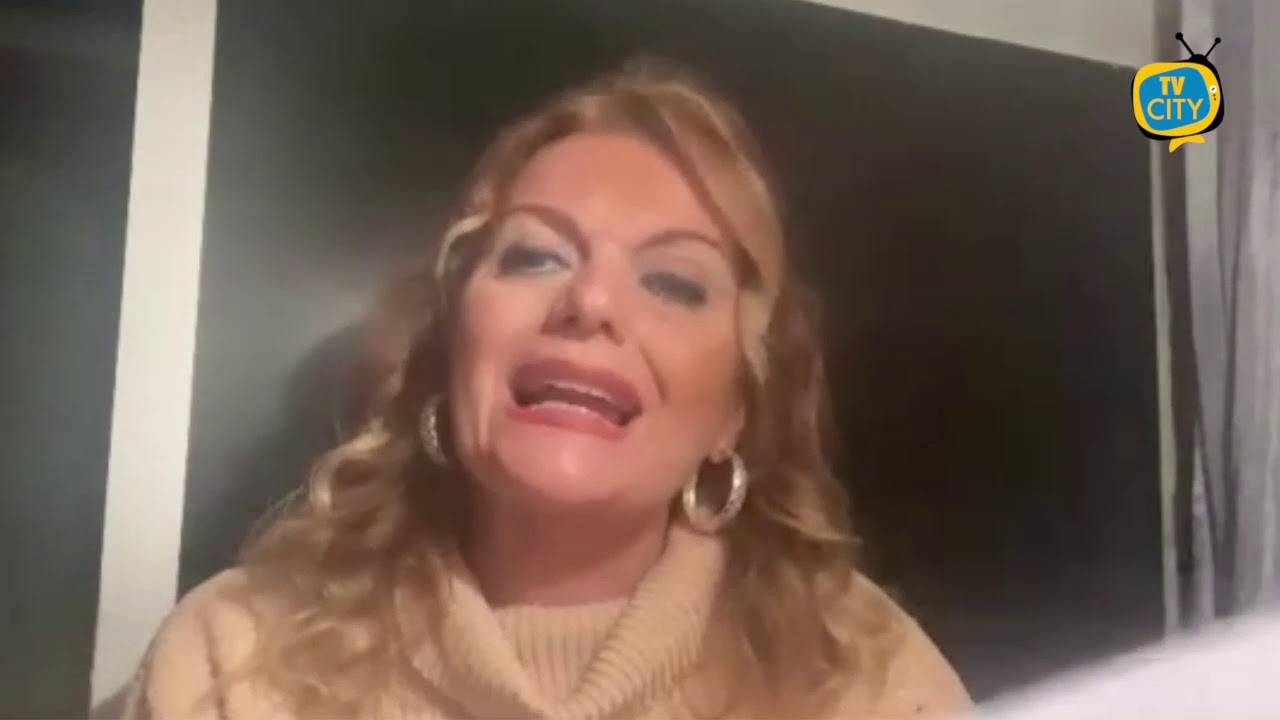 “Cultura come mercanzia”: la protesta delle compagnie teatrali torresi – VIDEO