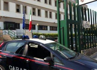 torre del greco aggredisce il padre