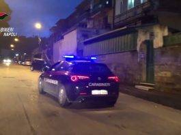 torre del greco spacca droga da casa