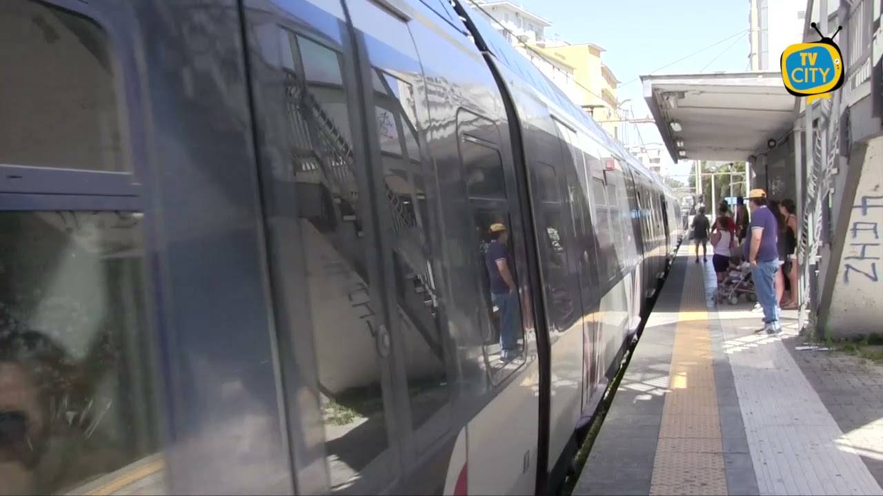 Maltempo: stazione Circumvesuviana allagata e treni soppressi