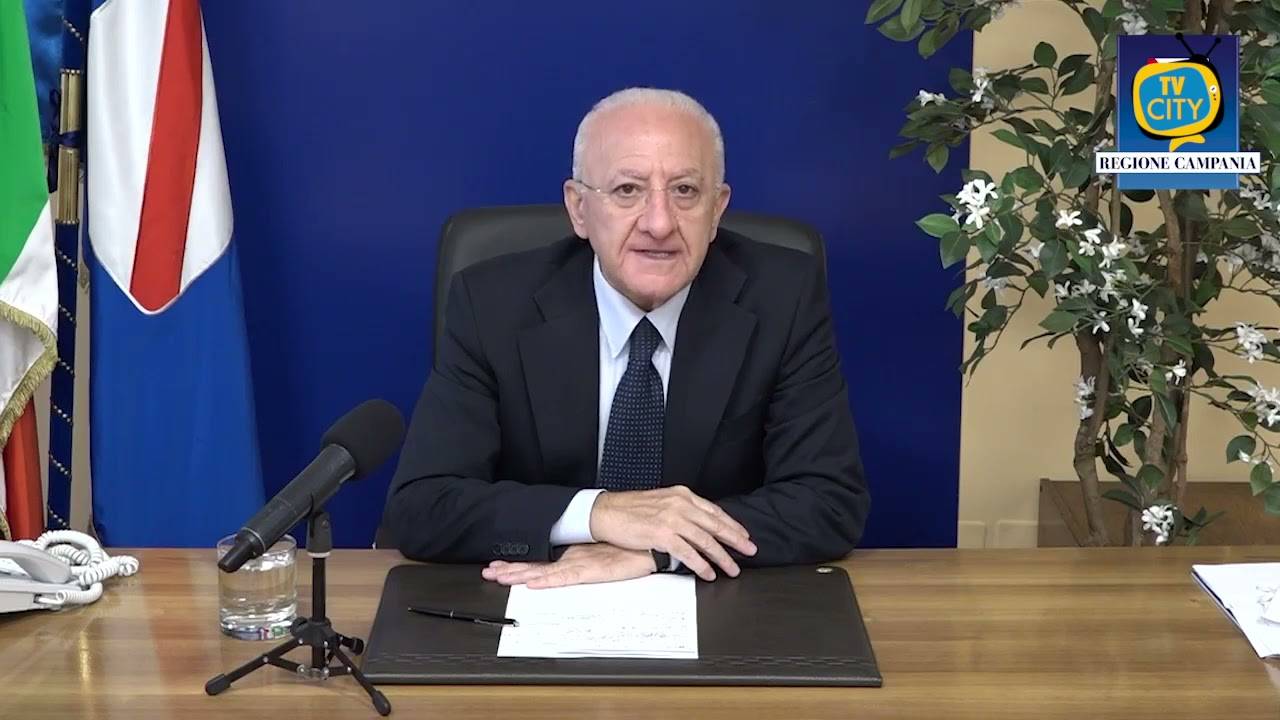 “L’Italia comincia a riaprire”: la soddisfazione di De Luca