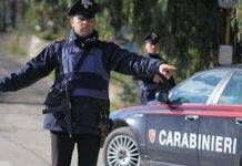 colpisce carabinieri arrestato