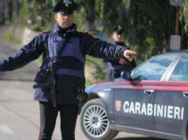 colpisce carabinieri arrestato