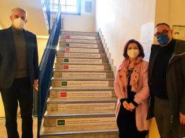 mattoncini sulle scale