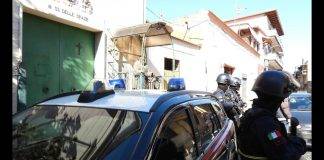 Non si ferma all’Alt e sbatte contro un’auto. Arrestato 22enne volante carabinieri