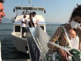 turisti torre del greco