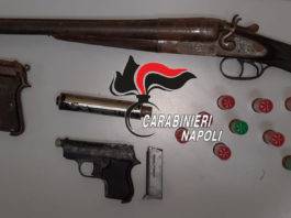 carabinieri casale con arsenale
