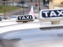 rapinano un tassista