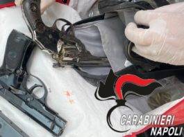 carabinieri armi colpo in canna