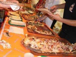 napoli pizza village ospiti