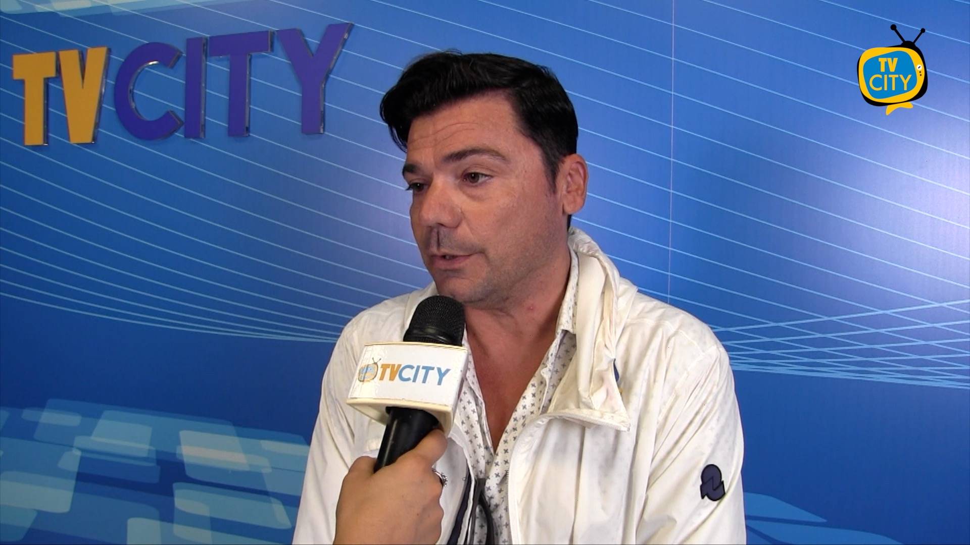 mensa a torre del greco