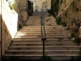 scale viale castelluccio erbacce