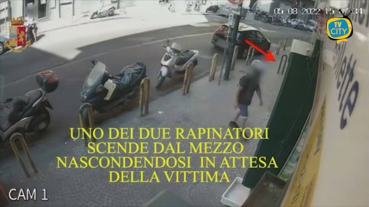 turista aggredita rapinatori telecamere