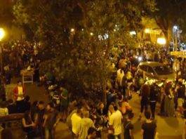 I poliziotti hanno raggiunto e bloccato i tre trovando gli spacciatori in possesso di 8 pezzi di hashish del peso di circa 8 grammi