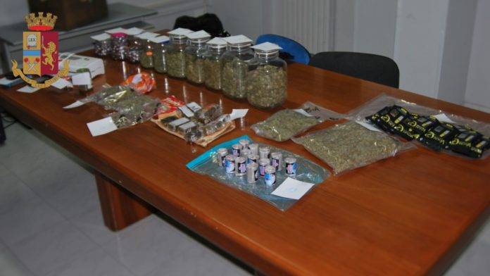 nola sequestrati 4kg di droga