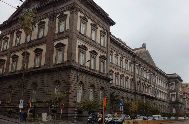 federico ii abusi studentesse