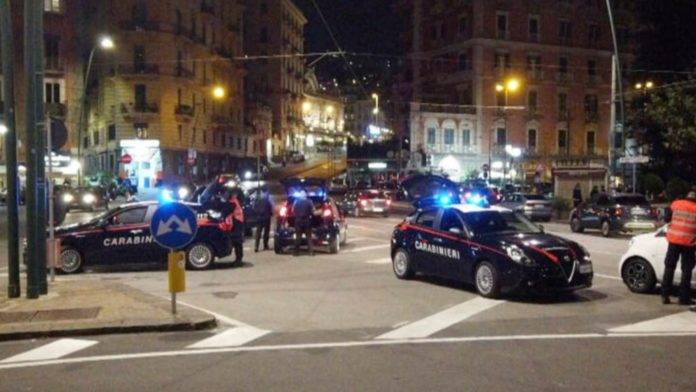 napoli rissa tra bande minorenni