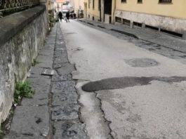 strade dissestate a torre del greco
