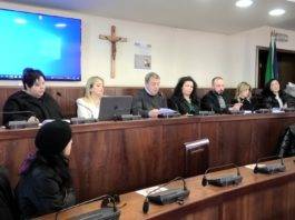 salute donna palazzo baronale