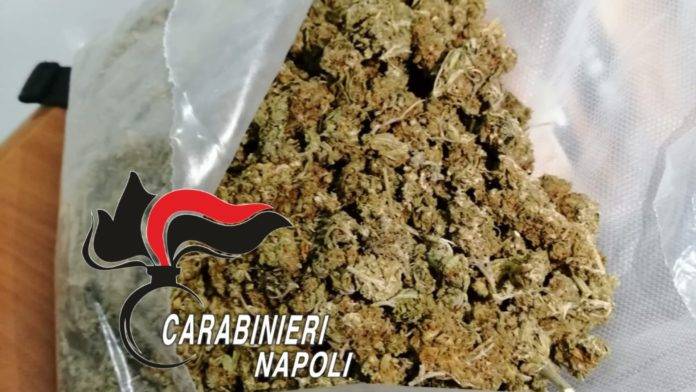 carabinieri piazza garibaldi droga