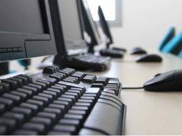 scuola computer studenti