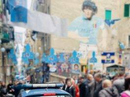 quartieri spagnoli magliette contraffatte