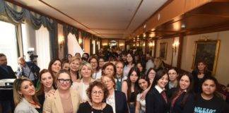 napoli donna europa