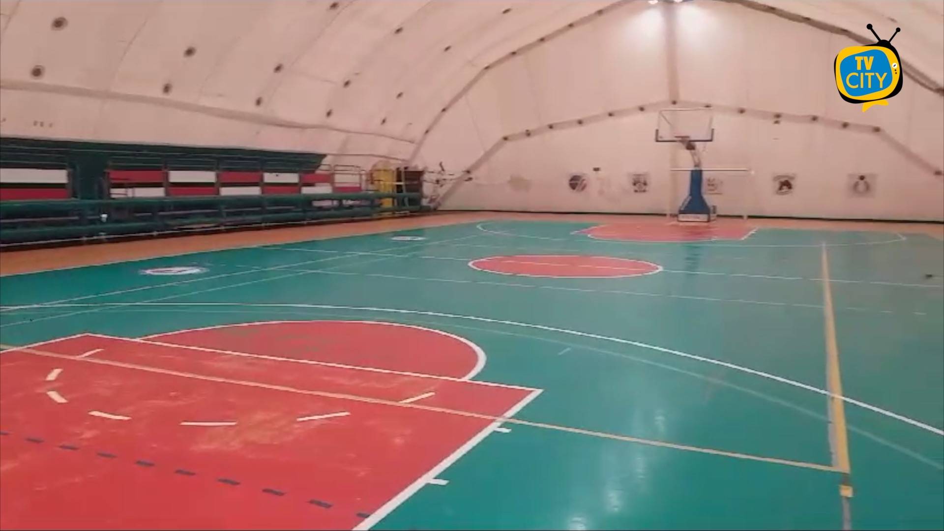 Pioggia sul campo di basket lo Sporting Club chiede aiuto