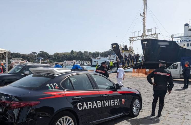 carabinieri ischia