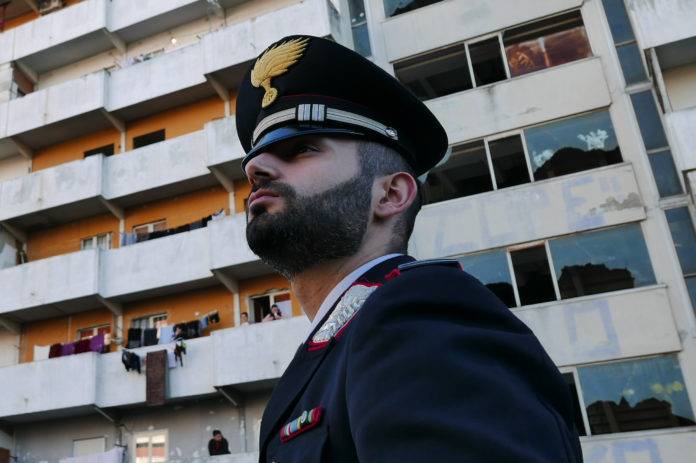 carabiniere scampia