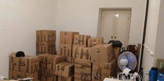 Capi contraffatti venduti door to door: denunciato 55enne