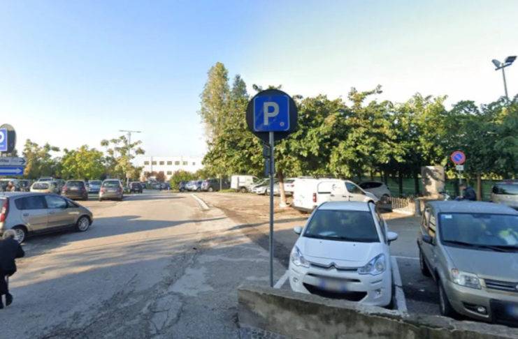 parcheggio salle